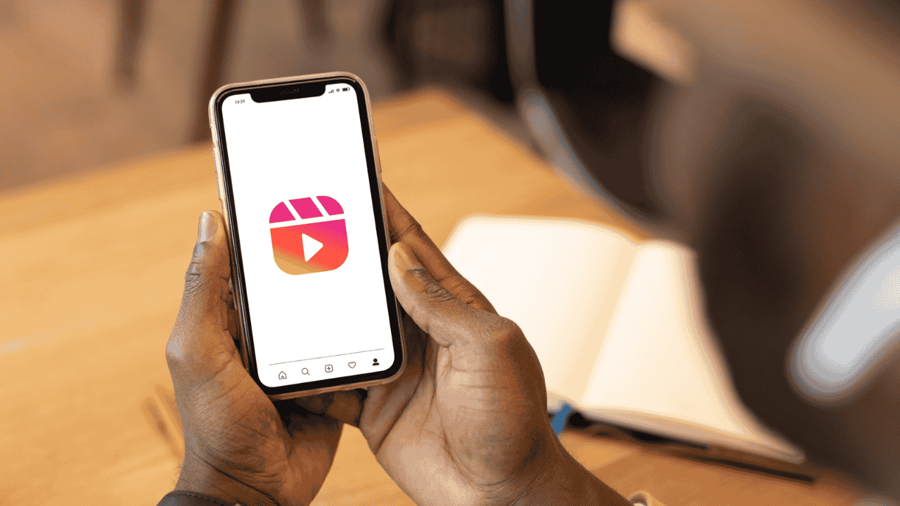 Reels vs Ads